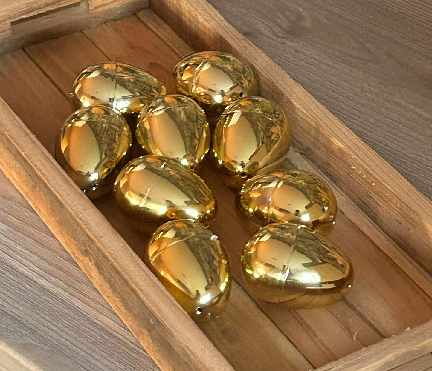Kreative Glückseier in Gold