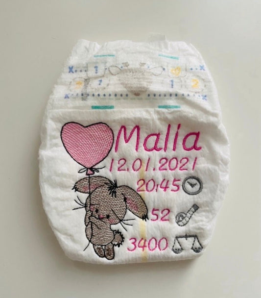 Bestickte Windel Hase mit Herz