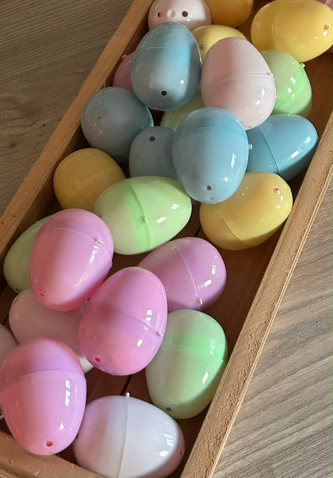 Kreative Glückseier in Pastellfarben
